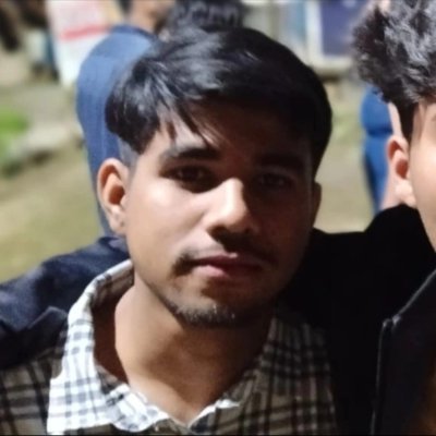 Robin12Chetry's profile picture. Science student. 
Future enterpruener