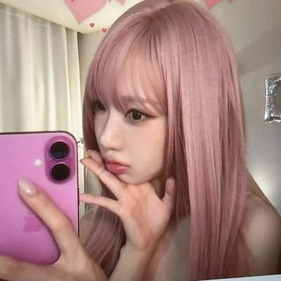 sparkledeer_'s profile picture. frustasi sih engga, lemes aja dikit