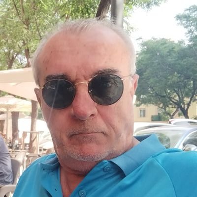 Soy_Daniel_VLC's profile picture. Fiel a mis principios, todo lo demás lo pienso. Mi anhelo por la TERCERA REPÚBLICA es mayor que la añoranza de la segunda.

#SlavaUkraïni