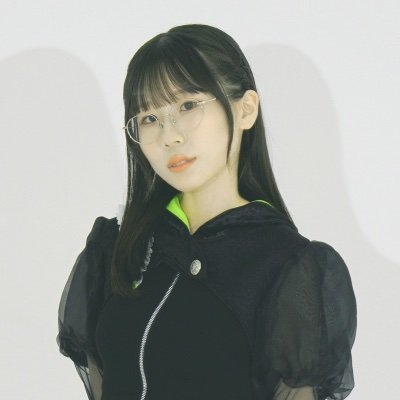@Buddha_TOKYO のおしとやか丸眼鏡/しおんちゃんって呼んでね🫧/踊ることが好きです #仏東京ダンス部