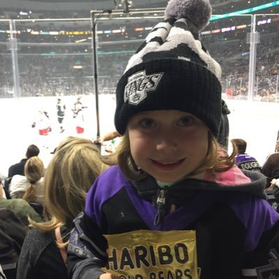 lakingsfann1's profile picture. @lakings fan 🖤🤍🩶