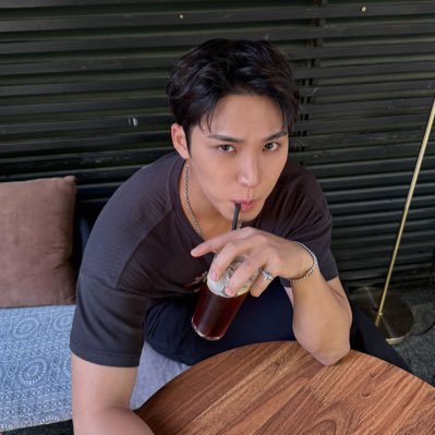 your favorite yapper | ☉♍︎☽♈︎↑♏︎ | enfp | 🏳️🌈