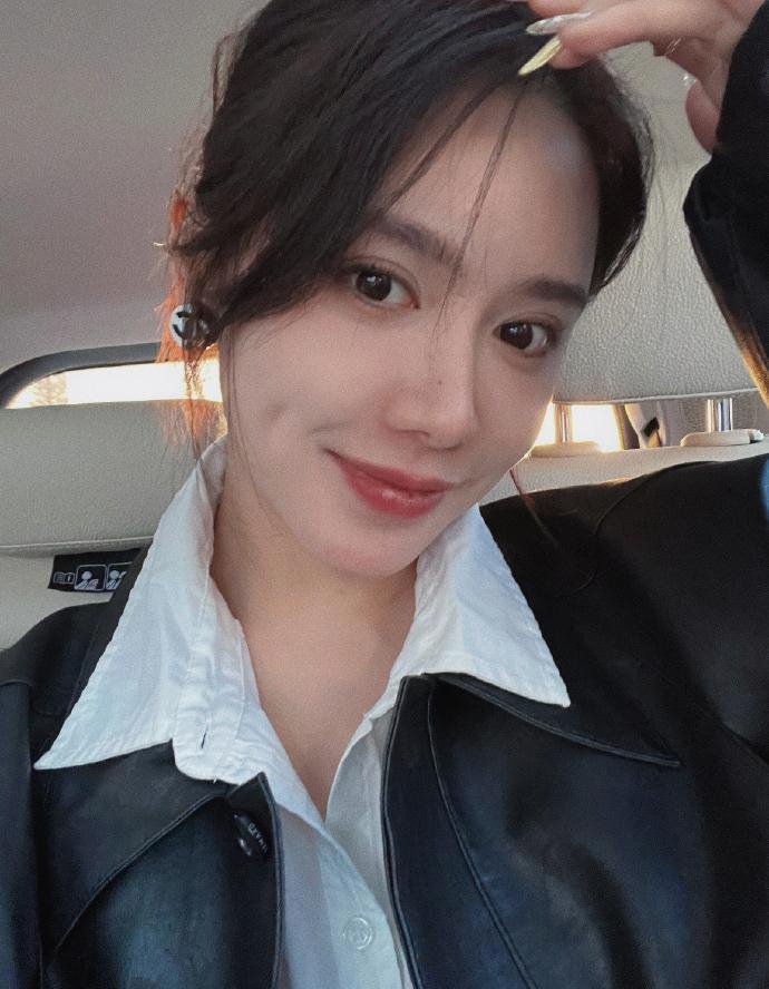 dorothy1741863's profile picture. One confidant is better than three thousand friends