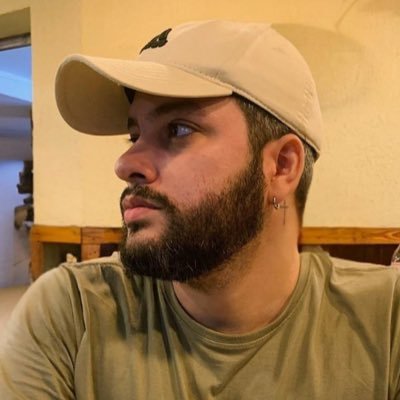 nem medicado eu sou ótimo. perfil com leve tom de ironia, sarcasmo e surtos. tudo que existe de pior na minha personalidade eu expresso aqui nesse site.