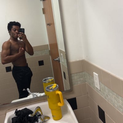 horntopboii's profile picture. Always down for a good time😈