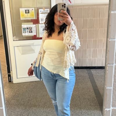 inava222's profile picture. bro, you probably need to stretch