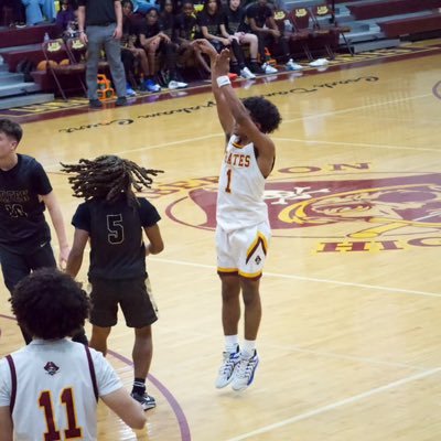5”6 combo guard (co 27) attend lumberton highschool