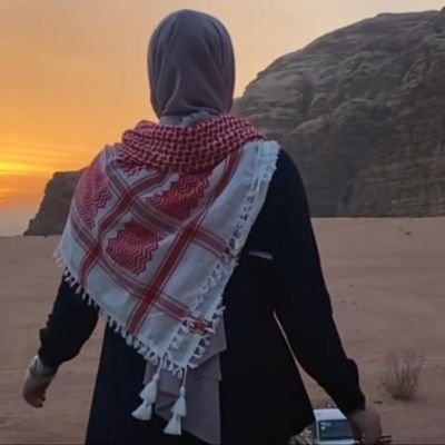 أردنية عاشقة لثرى الأردن حيث لا حياد في القضايا التي تمس وطني🇯🇴🇯🇴 🇯🇴
الأردن جنة الجنائن 🇯🇴 الأردن أولا 🇯🇴
هذا الحساب ل أردنية يمينية متطرفة 🇯🇴