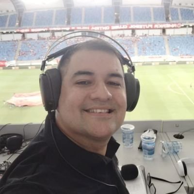 Jornalista - UFRN | Apresentador do Câmara Esportiva | Narrador/Repórter- Clube FM Natal