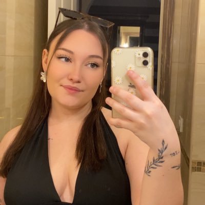 ItzNeith's profile picture. ☽