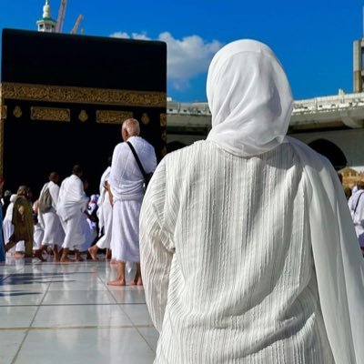 ( فضلًا وليس امرآ ادعوا لنعمة اختى بالرحمة والمغفرة )💔
