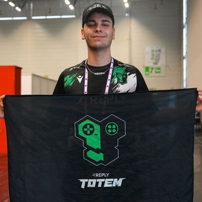 Cllippydeeppy's profile picture. Reply Totem Fan💚🖤