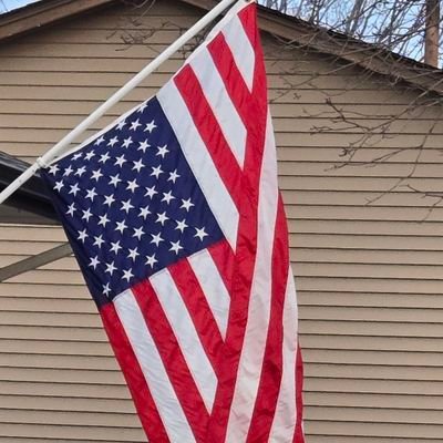 Mom Wife grandma #USAF #Vet #Gardening, #doglover, 🌳 🌲 🌴TREES ARE LIFE Red Blue & Yellow R needed 4 all others🌍🗽🇺🇲🦅 Lib/Dem🇺🇦🌏🕊#Bluewave🌊