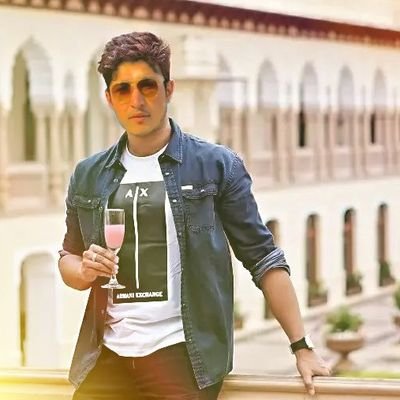 niazm72774's profile picture. 