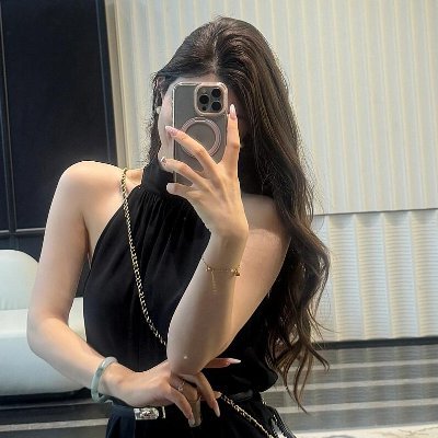 Emma89770439's profile picture. Kind heart, fierce mind, brave spirit🔥