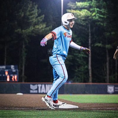Roger bacon 2026’, 3.70 GPA, OF, 1B, 3B, SS, RHP, Cincy Flames 17u #11 EXIT VELO: 97 (flips), OF VELO: 88, email: 4kylemiller@gmail.com # (513)-655-0370