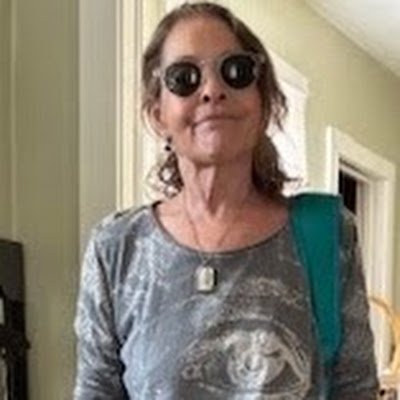 peacevibes98066's profile picture. 