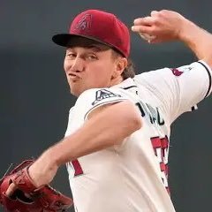 IgnoreMeX69's profile picture. just a common Dbacks fan who doesn’t know ball.