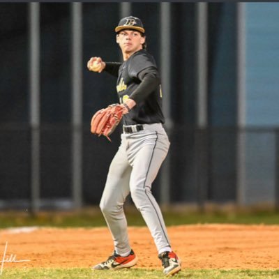 PorterLassiter's profile picture. ‘28 | 6’3 | RJR High School | 4.4 GPA |⚾️ P/1B/3B @PanthersProgram @RJRBaseball | 🏀 Forward CP3/RJR | 🏈 QB RJR football @rjr_football