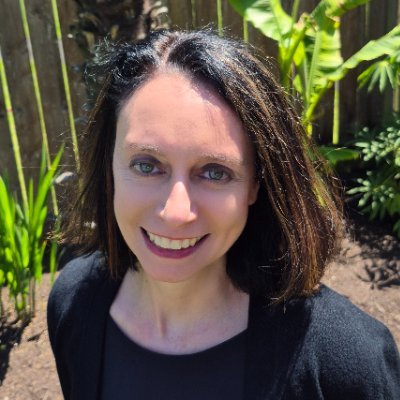 Writer/Editor (Humor/Horror: Maven of mayhem & merriment), Copywriter, Pushcart nominee 2023, Best of the Net nominee 2022 (Thoughts & opinions are my own)