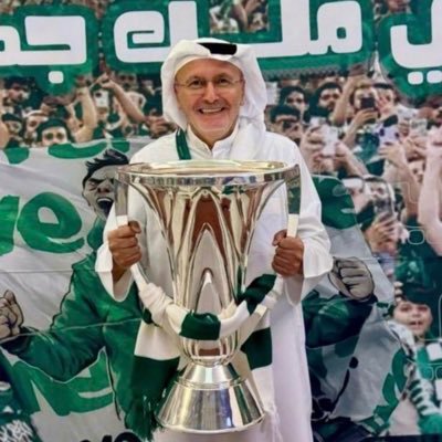 #هنا_النادي_الاهلي بعضاً من العقلانية والكثير من التعصب للنادي #الاهلي_الملكي