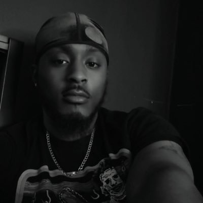 31 || IM A Straight Male || NYC 🗽|| WOMEN ONLY || IG - ChoyceAngeles || INTROVERT 🚶🏾♂️➡️ || I HAVE NO KIDS