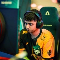 Tiago Ribeiro (@bragafut) 's Twitter Profile