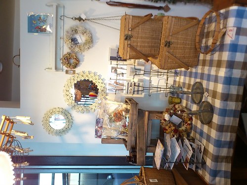愛知県岡崎市にある雑貨屋agogアグオグです。小さいお店にわくわくするような雑貨・ハンドメイド小物が並んでいます。お気に入りが見つかりますように。