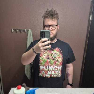 coachmaxm's profile picture. Personal trainer, nutritionist, athlete, and artist. Physical security expert.

Recruiter and Co-Founder of Trauma Team Platinum org in Star Citizen.