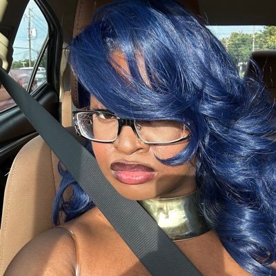 a sexy sweet southern belle that’s simply existing💋 “A Thursday Afternoon” OUT NOW ON ALL STREAMING PLATFORMS🍭features/beats: jadahdericemusic@gmail.com