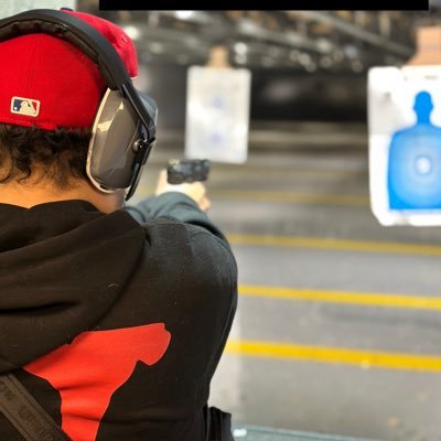 KeithThaShooter's profile picture. #RYCHNation / #Dipset ! Sneaker Collector n part time Reseller / CameraMan 📸 👨🏽‍🦱. I Pray to our Lord & savior 🙏🏽 & Ball either way ⛹🏽AfroRican 🇵🇷✊🏽