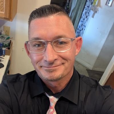 Hi, I'm Arron. I am learning each day to be the best version of me just for today! I am in recovery and love being clean!