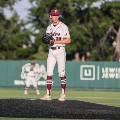 | 6'2 | 165lb |RHP| Fr @WTCbaseball (281-543-7786) Email - braydenveachbaseball@outlook.com
