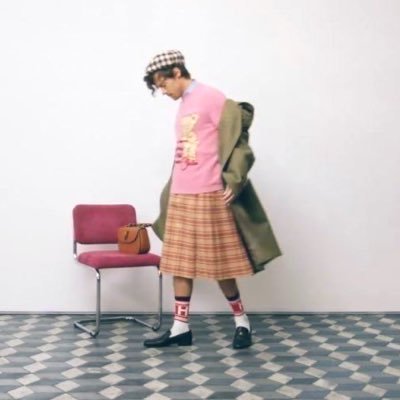 hs4rry's profile picture. harry’s delicate point of view