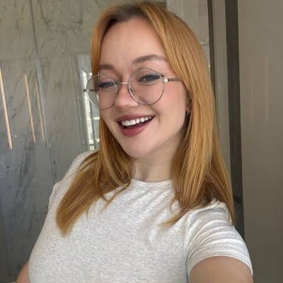 Cleoalex12437's profile picture. 