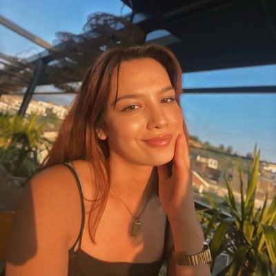 aklım aslında bi karış havadadır benim