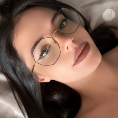 BelloMargarita's profile picture. Soft and spicy dreams in tight clothes 💖

Check my bio if you want the clothes off⬇