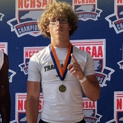 Eastern Wayne High School 📍 junior in high school Goldsboro , North Carolina 11.01-100m, 22.84-200m email-gavinbritcher06@gmail NCAA ID# 2507667983