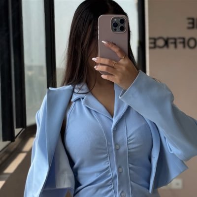 ondokhtaream's profile picture. توت فرنگی🍓یکم ریتوییت از هر دری وگرنه اینجا خبری نیست