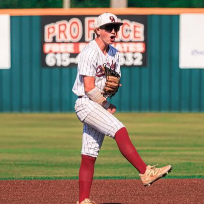 Oak Ridge High school | Exposure 15u National | C/O 28’ | 5’9 160 | 2B/SS |