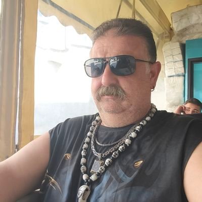 Sonuna kadar Akparti ve Reisimin kutsal savaşçısı bir insanım.Reisime karşı gelmek bana karşı gelmektir.Bu böyle biline.Ferman Reisimin aklı olan karşı dursun.
