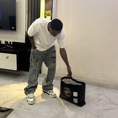 DestoXchange's profile picture. Positive Vibez only 🫀