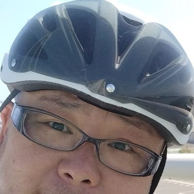 ママチャリで始めたサイクリング。1年ほどママチャリライダーを経て、NESTOのクロスバイクに2年乗って、2025年6月KhodaaBloom FARNA納車しました。
超初心者ですが、たくさん乗ってサイクリング楽しみます。