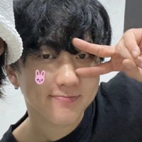 ⟨🧭⟩ ilovemyguitar (@__iamnott) 's Twitter Profile