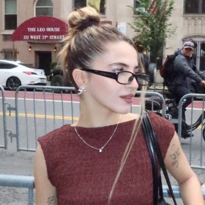 dominguezbrii's profile picture. 