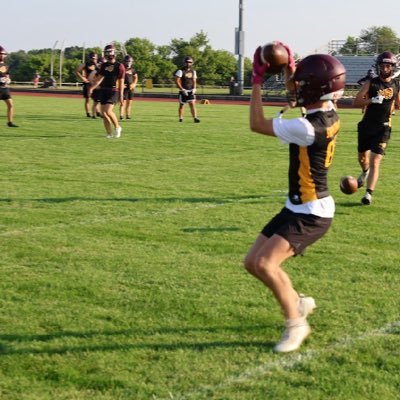 Wr/Db | 5’8 135lbs | 3.4 Gpa | Avon Grove HS Class ‘28 | 📲 610-714-1762