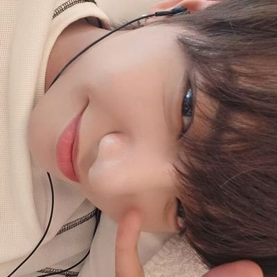 0612side's profile picture. 