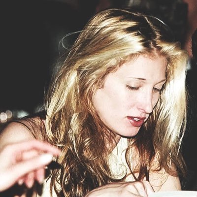 She was a touch-and-feel person. When you talked to her, one-on-one, she’d touch your arm, grab your hand, in a sort of affectionate way. | Parody 18+ @CBYNLine