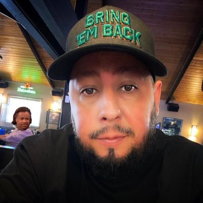 Here for the randomness/Steelers Penguins Pirates fan/Sneakerhead since 88’/Life is too short to not fight for happiness🙏🏽