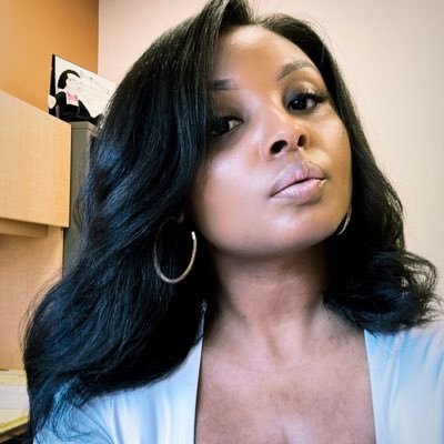 Bae, Esq. ⚖️ Sugar, Spice and Sense of Humor. Wine enthusiast 🍷